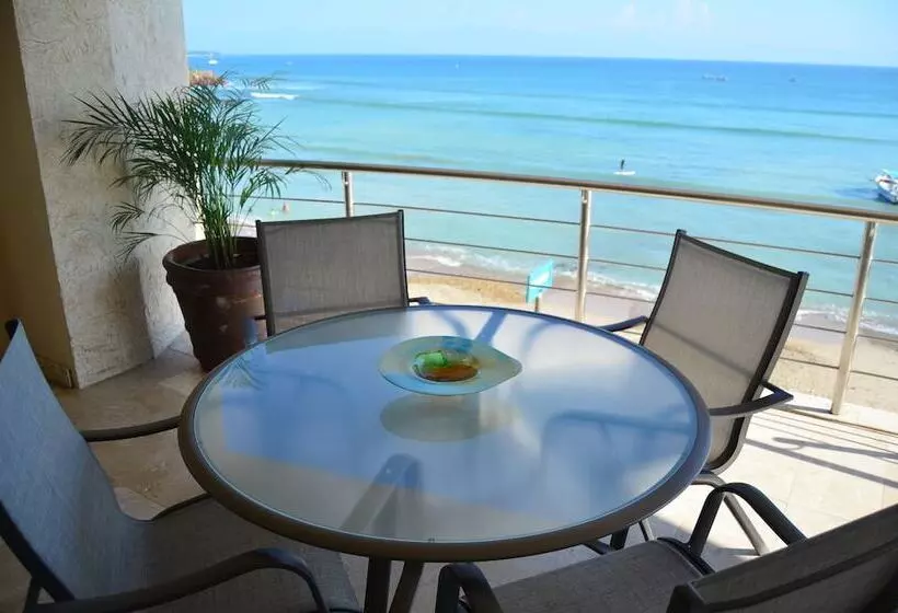 Hotelli Punta Mita Luxury Beachfront Condo