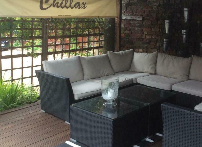 Пансион The White House Guest House