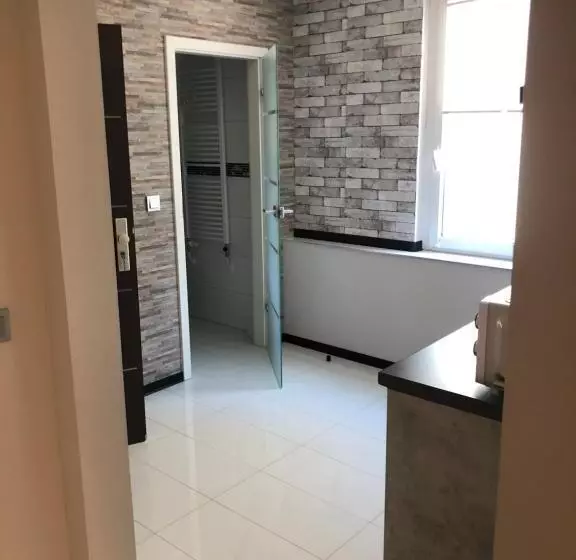 Majatalo Hayat Pansion