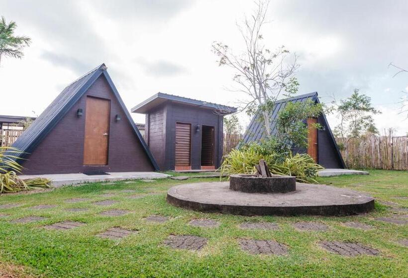 Spacio Caliraya Bed & Breakfast