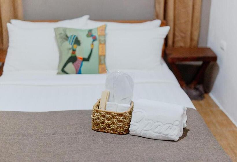 Spacio Caliraya Bed & Breakfast