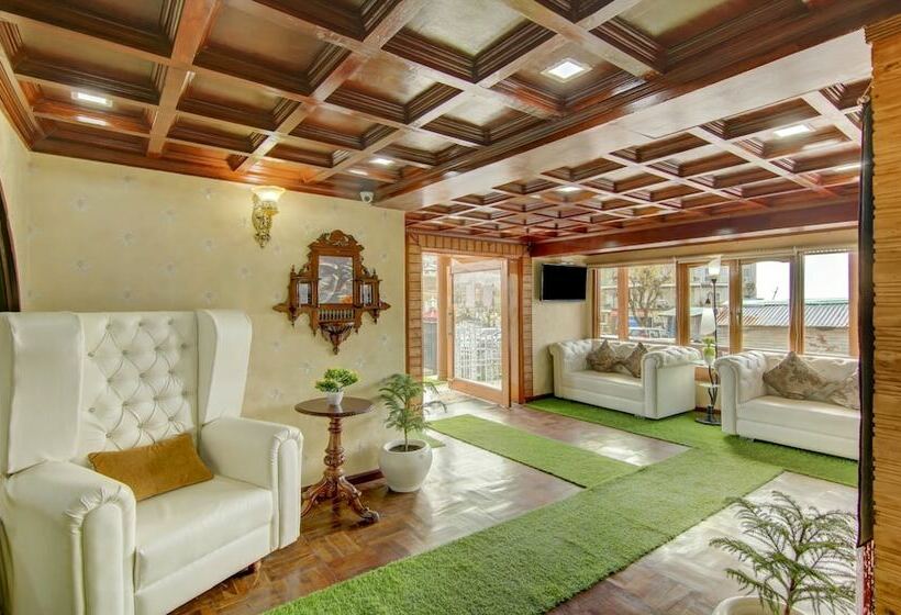 The Alpine Villa By Treebo Hotels