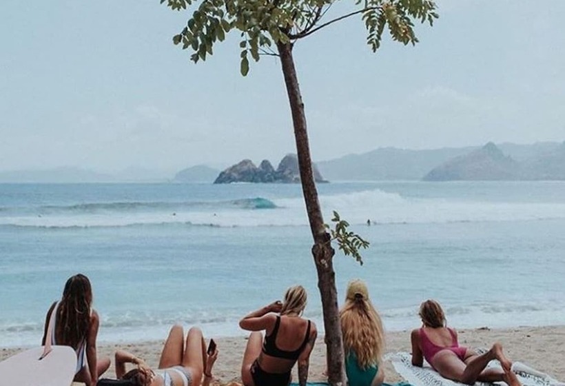 Lmbk Surf Camp Hostel