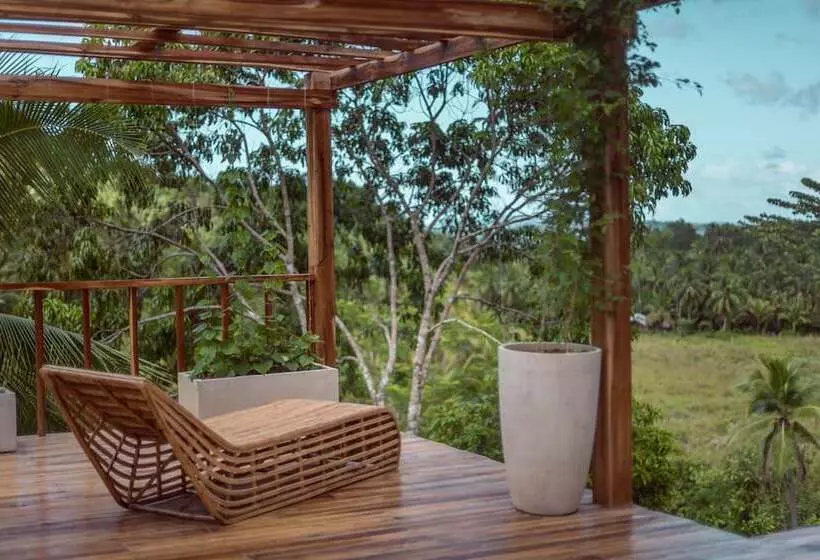 Beso Hilltop Retreat   Hostel