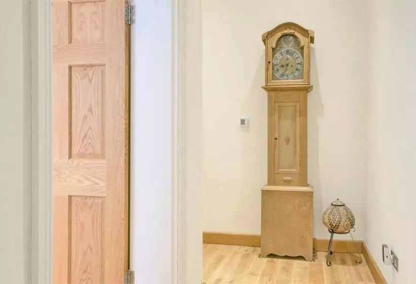 Hotelli Luxury Apartments   Rodney Road