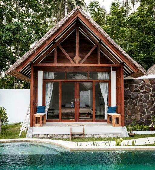 Lmbk Surf Camp Hostel