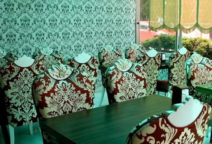 Melles Hotel & Apart