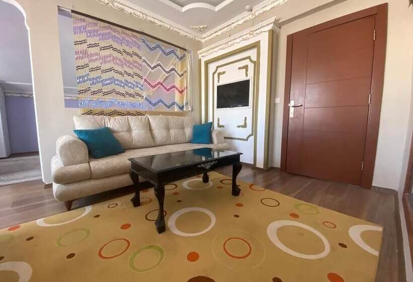 Melles Hotel & Apart