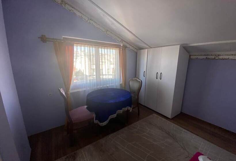 Melles Hotel & Apart