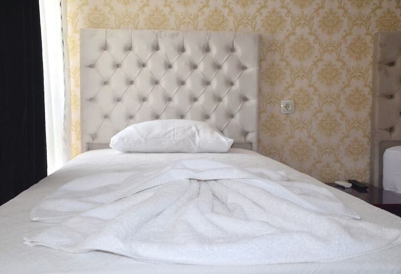 Melles Hotel & Apart