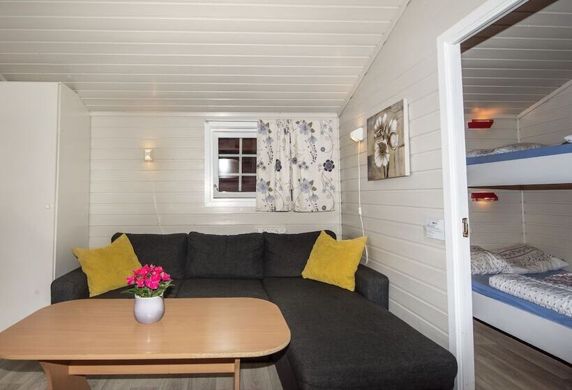 استراحتگاه Bergen Camping Park