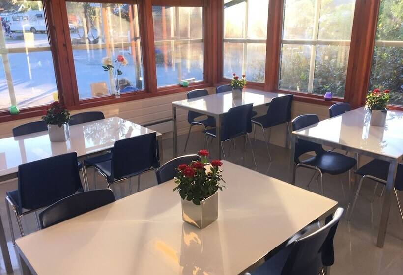 استراحتگاه Bergen Camping Park