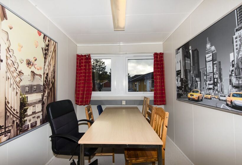 استراحتگاه Bergen Camping Park