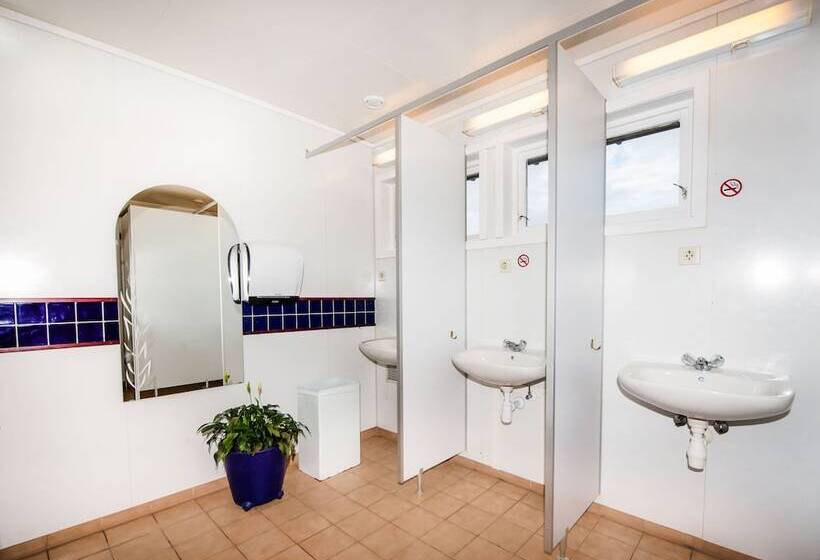 استراحتگاه Bergen Camping Park