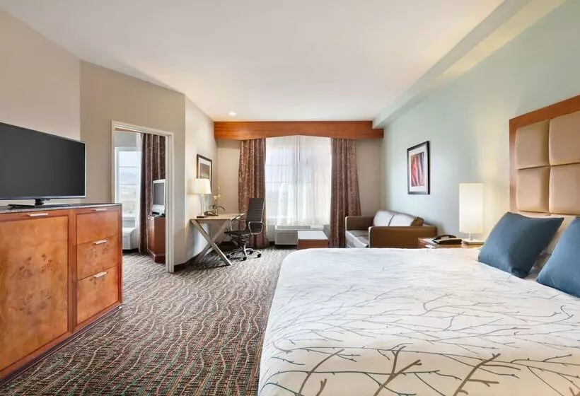 בית מלון כפרי Best Western Plus Peppertree Inn At Omak