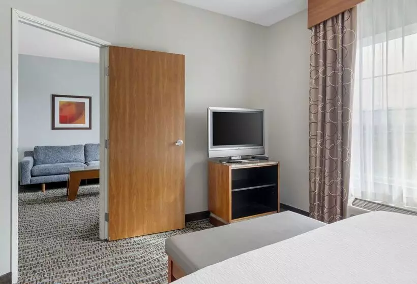 בית מלון כפרי Best Western Plus Peppertree Inn At Omak