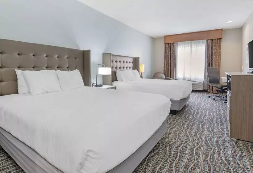 בית מלון כפרי Best Western Plus Peppertree Inn At Omak