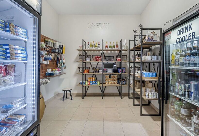 호텔 Best Western Plus Peppertree Inn At Omak