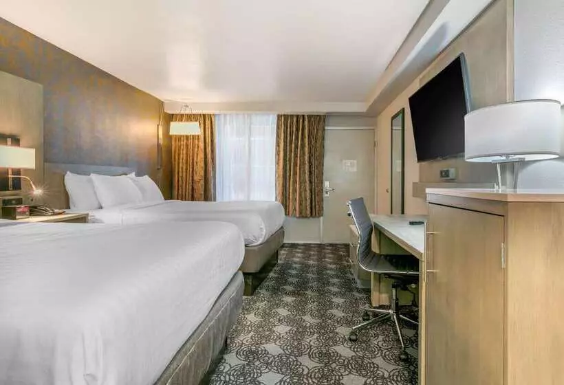 ホテル Clarion Inn