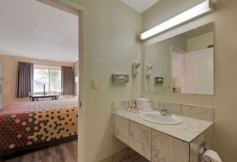 酒店 Econo Lodge Woodland Near I 5