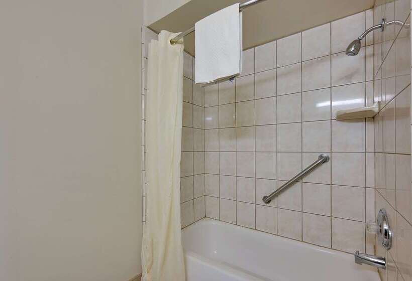 酒店 Econo Lodge Woodland Near I 5