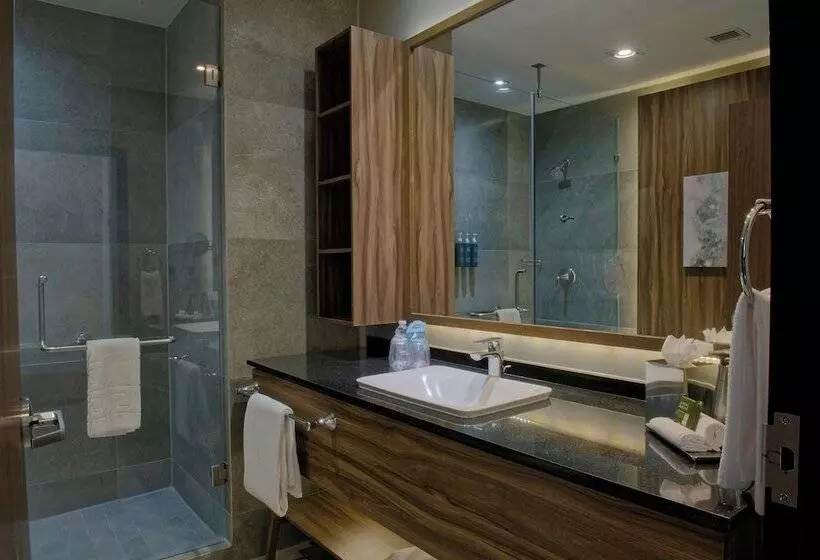 هتل Four Points By Sheraton Distrito Uno Chihuahua