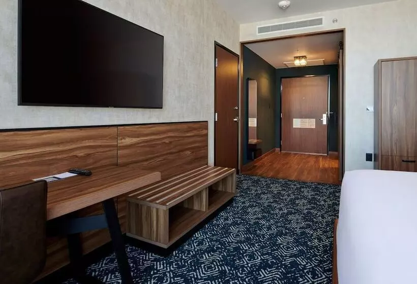 هتل Four Points By Sheraton Distrito Uno Chihuahua