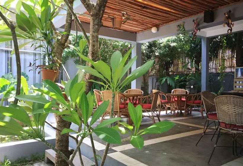 호텔 Frangipani Villa 60s