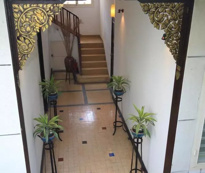 호텔 Frangipani Villa 60s