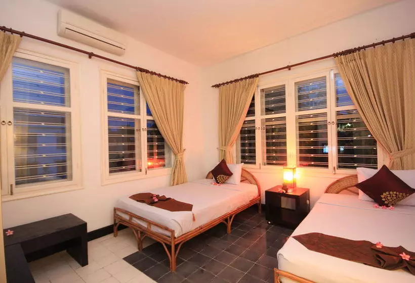 호텔 Frangipani Villa 60s