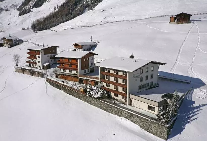 Отель Frühstückspension Christina