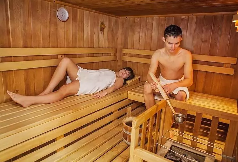 Отель Frühstückspension Christina