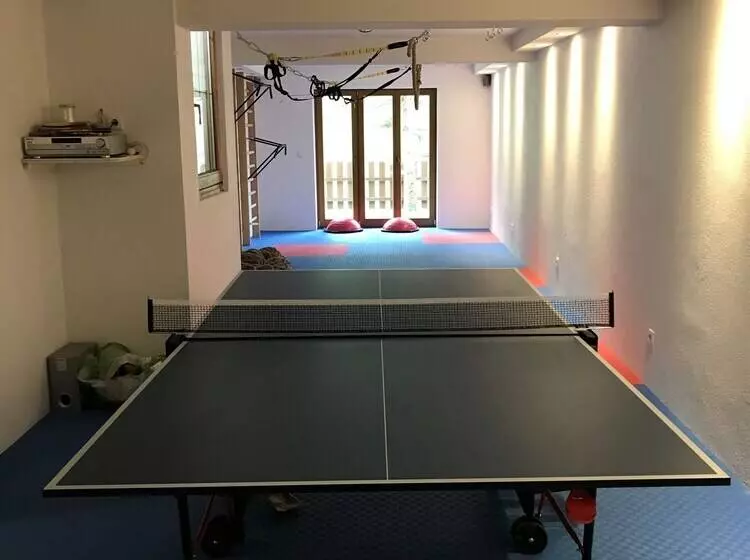 Отель Frühstückspension Christina