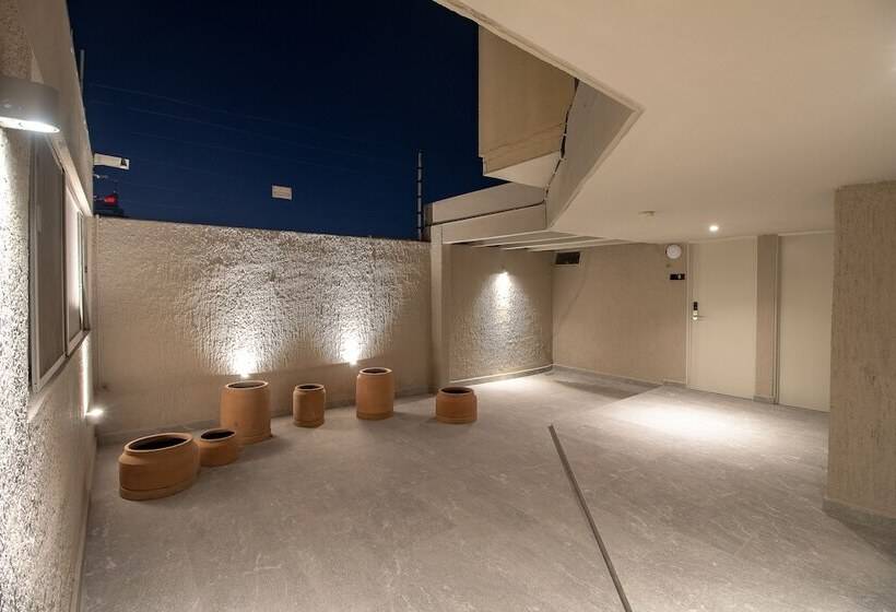 בית מלון כפרי Oliva Plaza