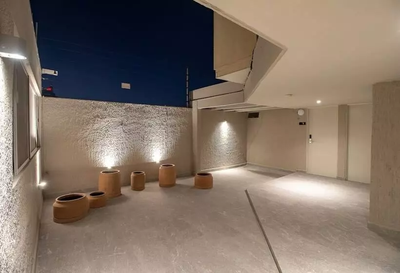 Отель Oliva Plaza