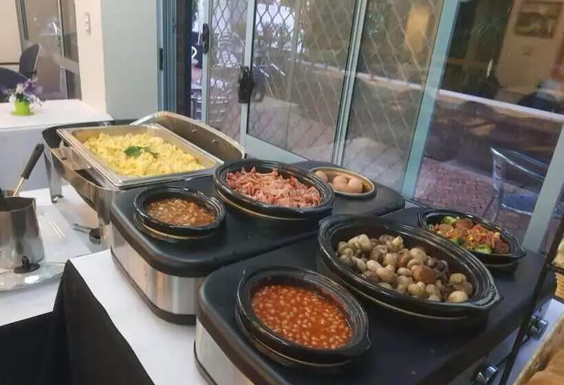 Mariners Court Hotel Sydney