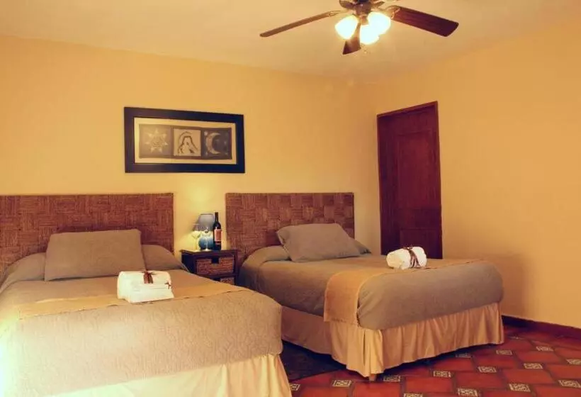 호텔 Parador Vernal