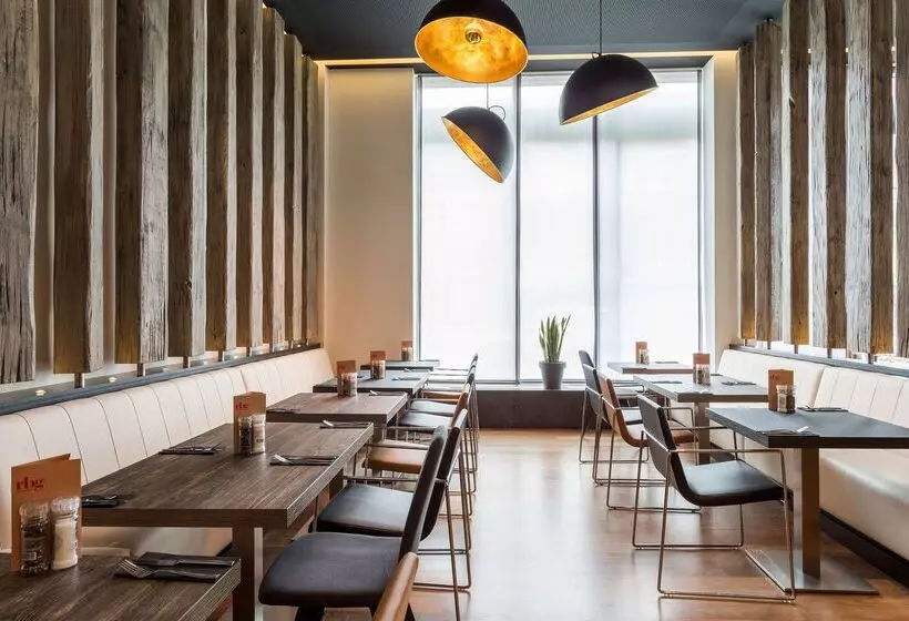 酒店 Park Inn By Radisson Leuven