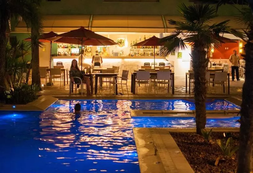 Отель Port Louis