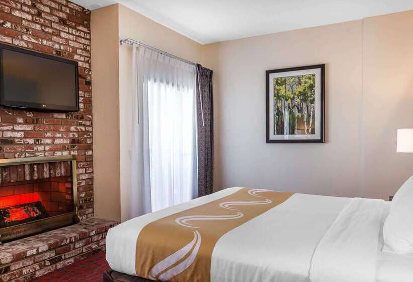 Отель Comfort Inn & Suites Irvine Spectrum