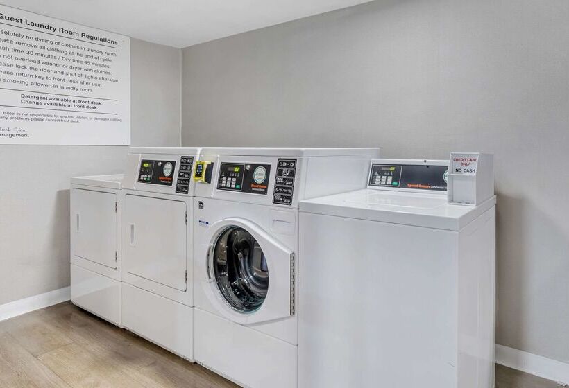 Отель Comfort Inn & Suites Irvine Spectrum