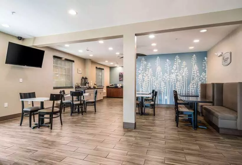 Hotelli Sleep Inn & Suites At Kennesaw State University