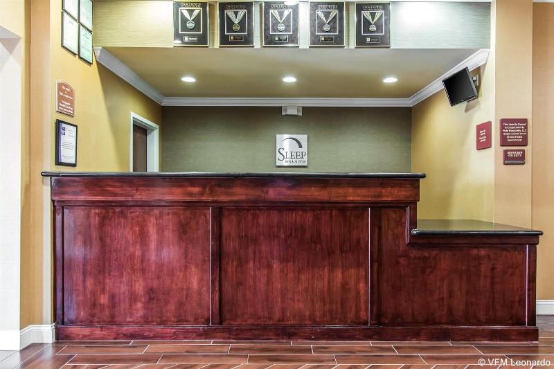 בית מלון כפרי Sleep Inn & Suites Huntsville Near U.s. Space & Rocket Center