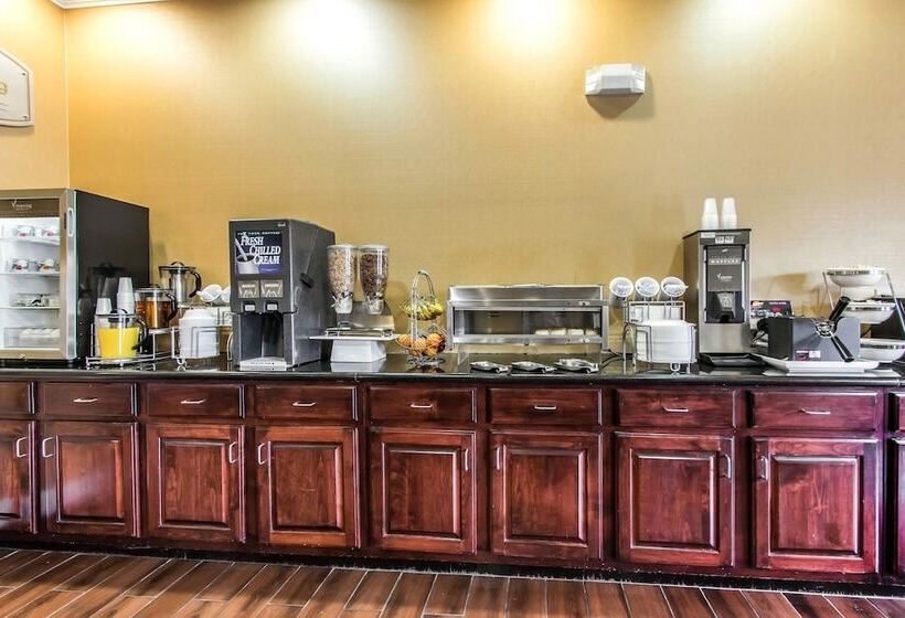 בית מלון כפרי Sleep Inn & Suites Huntsville Near U.s. Space & Rocket Center