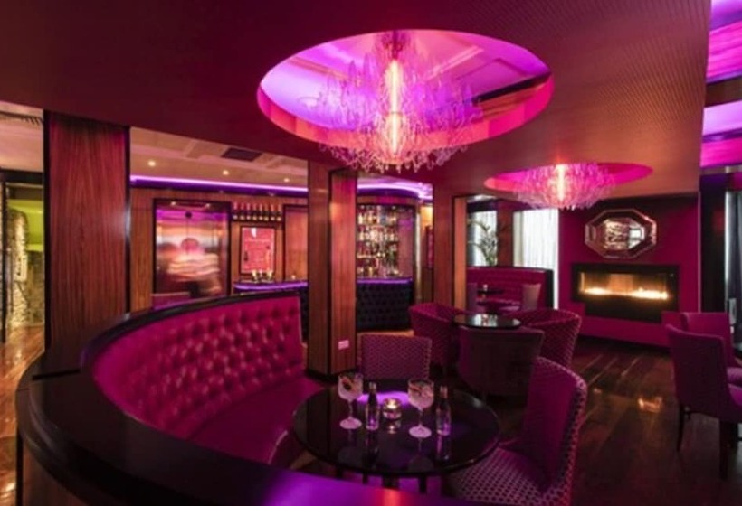 בית מלון כפרי The Ross