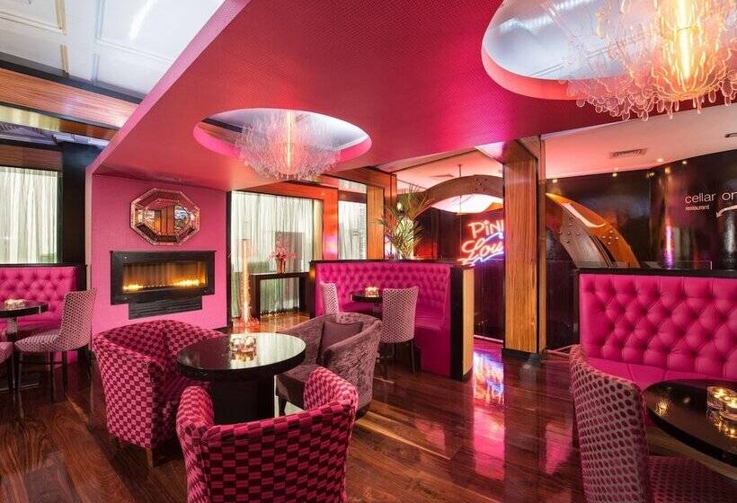 בית מלון כפרי The Ross