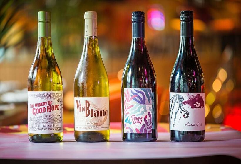 בית מלון כפרי The Ross