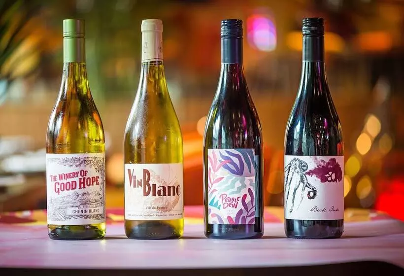 בית מלון כפרי The Ross