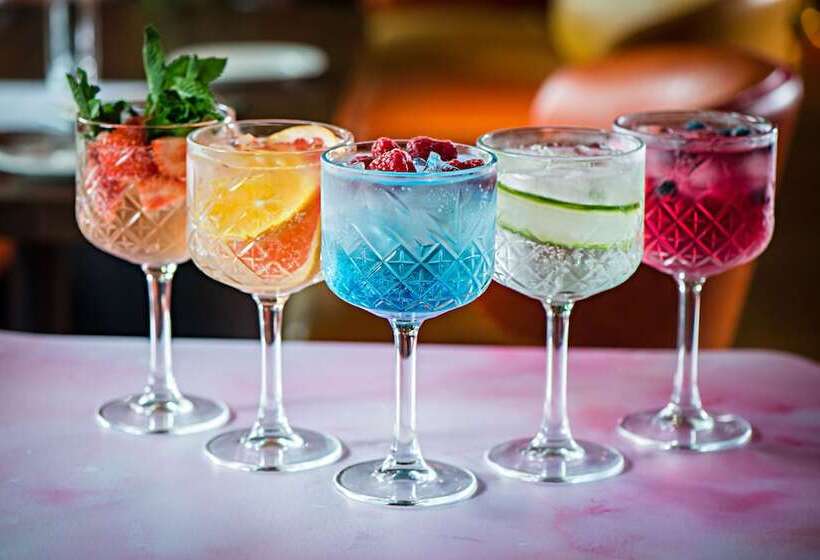 בית מלון כפרי The Ross