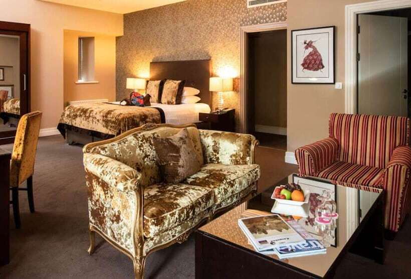 בית מלון כפרי The Ross